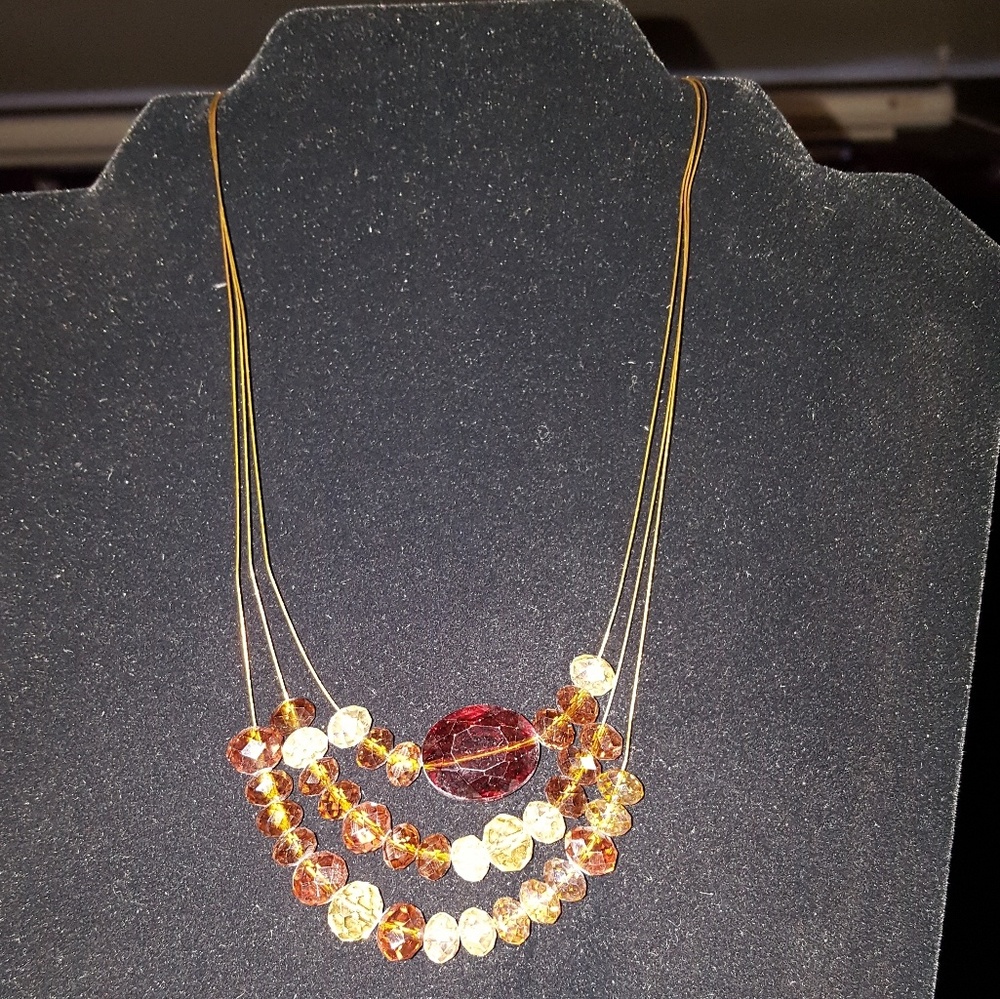 Crystal necklace set